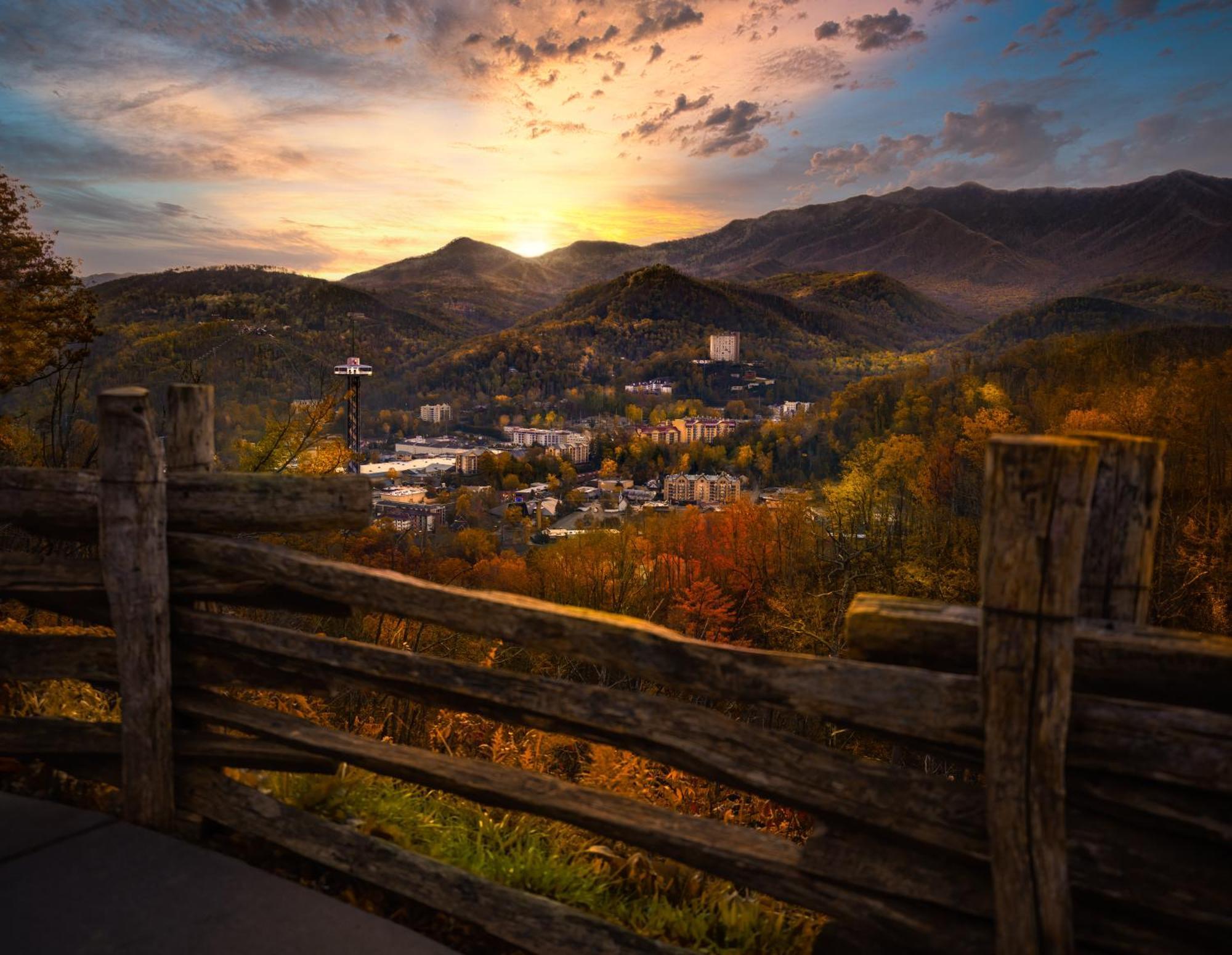 Papa Bear, Hot Tub, Wifi, 1089 Free Tickets Each Paid Day, Dollywood And More Sevierville Ngoại thất bức ảnh